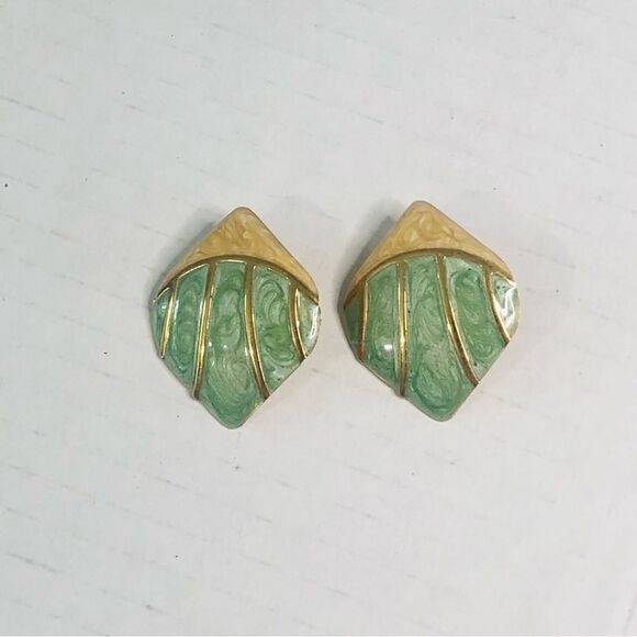 No Brand Jewelry - vintage 80’s Green Gold And Cream Color Enamel large pierced earrings no backs